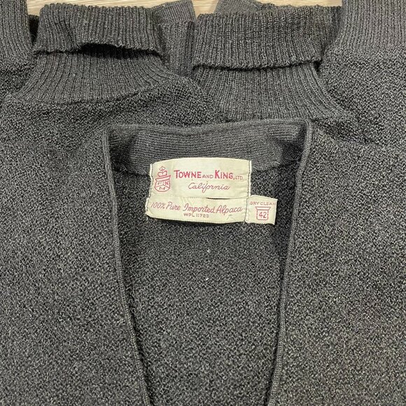 100% Alpaca Grandpa Cardigan - Picture 10 of 11